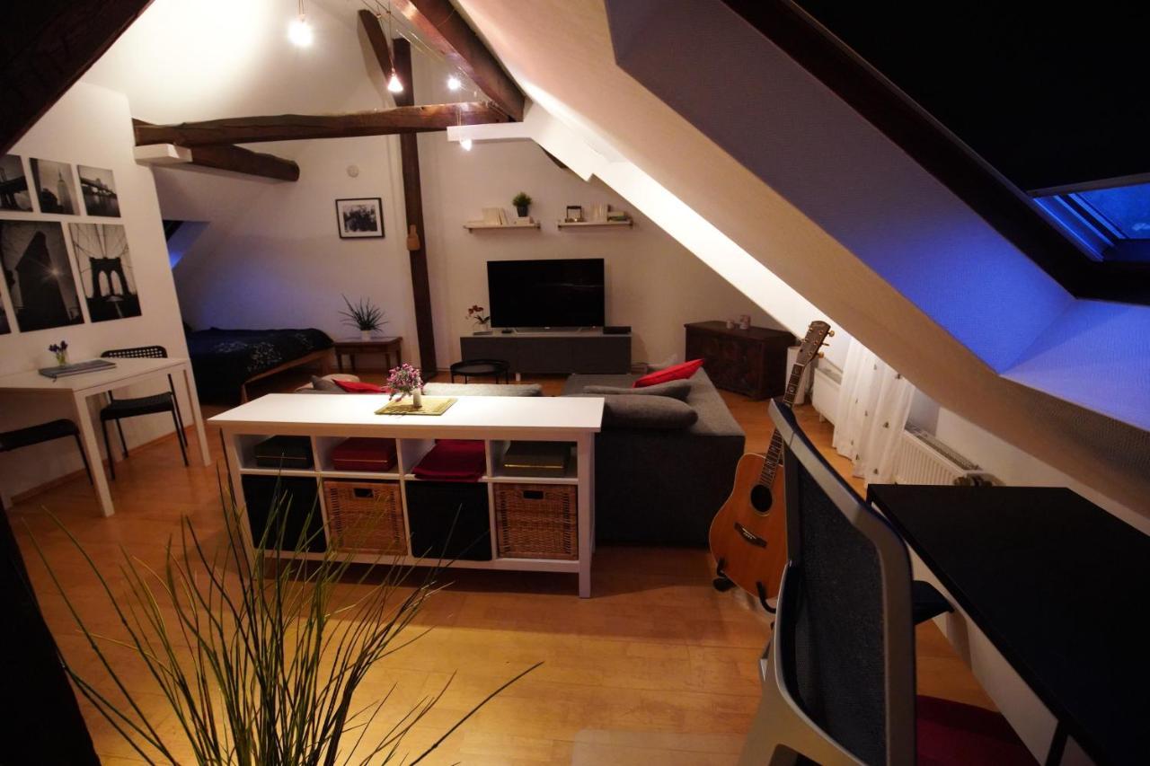 Dachgeschosswohnung Hannover Eksteriør bilde